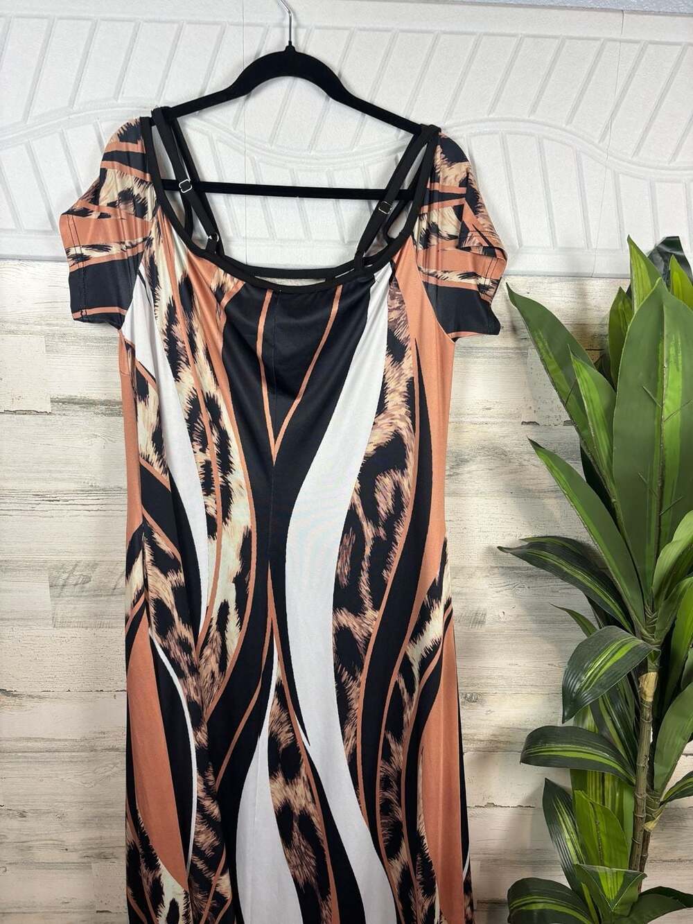 Unbranded Animal Print Cold Shoulder Maxi Dress Size XL